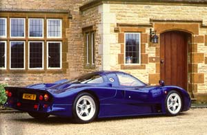 Nissan R390GT1